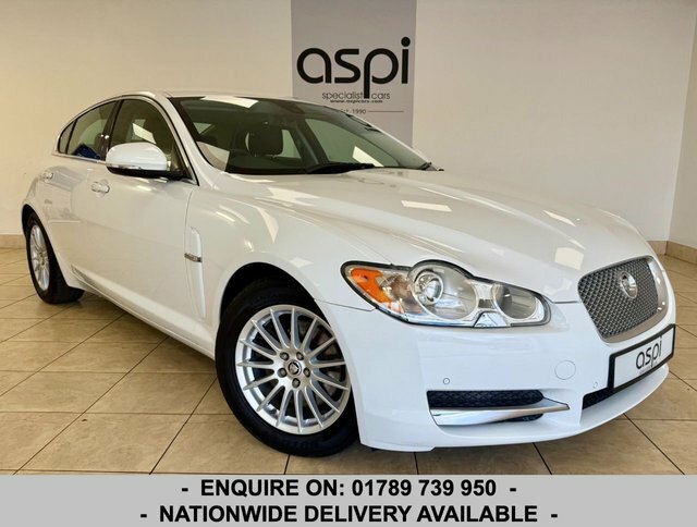 Jaguar XF V6 Luxury Saloon White