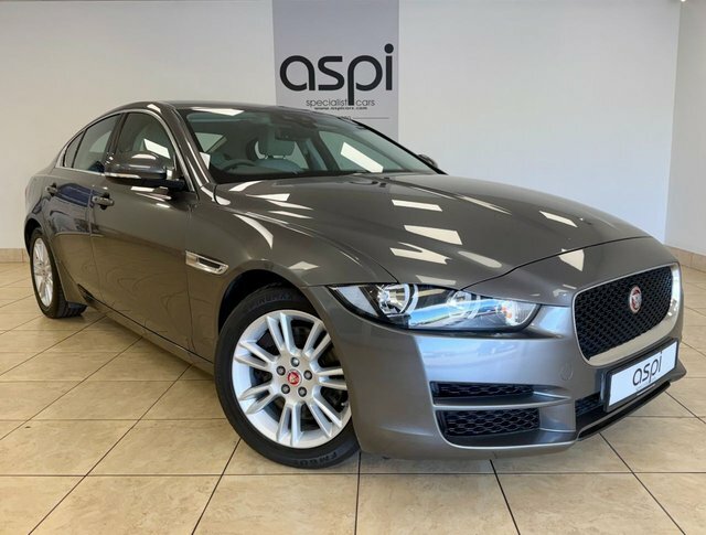 Jaguar XE Prestige Saloon WN18UBX Grey #2