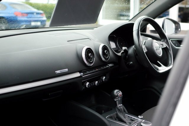 Audi A3 Tfsi Cod S Line Black #2