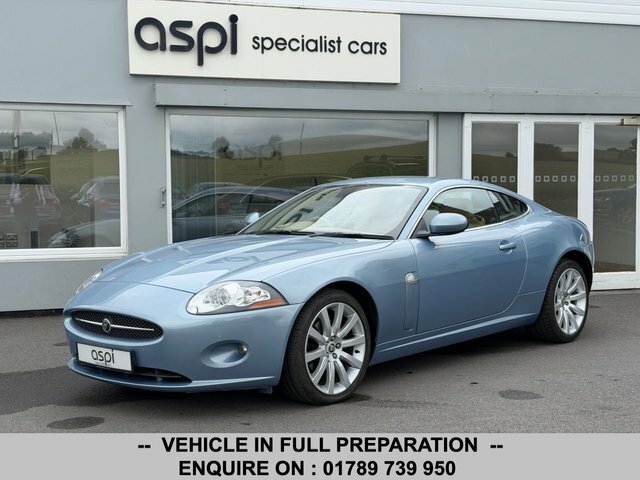Jaguar XK V8 Coupe Blue #5