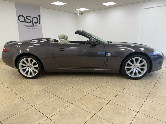 Jaguar XK V8 Convertible Grey #6