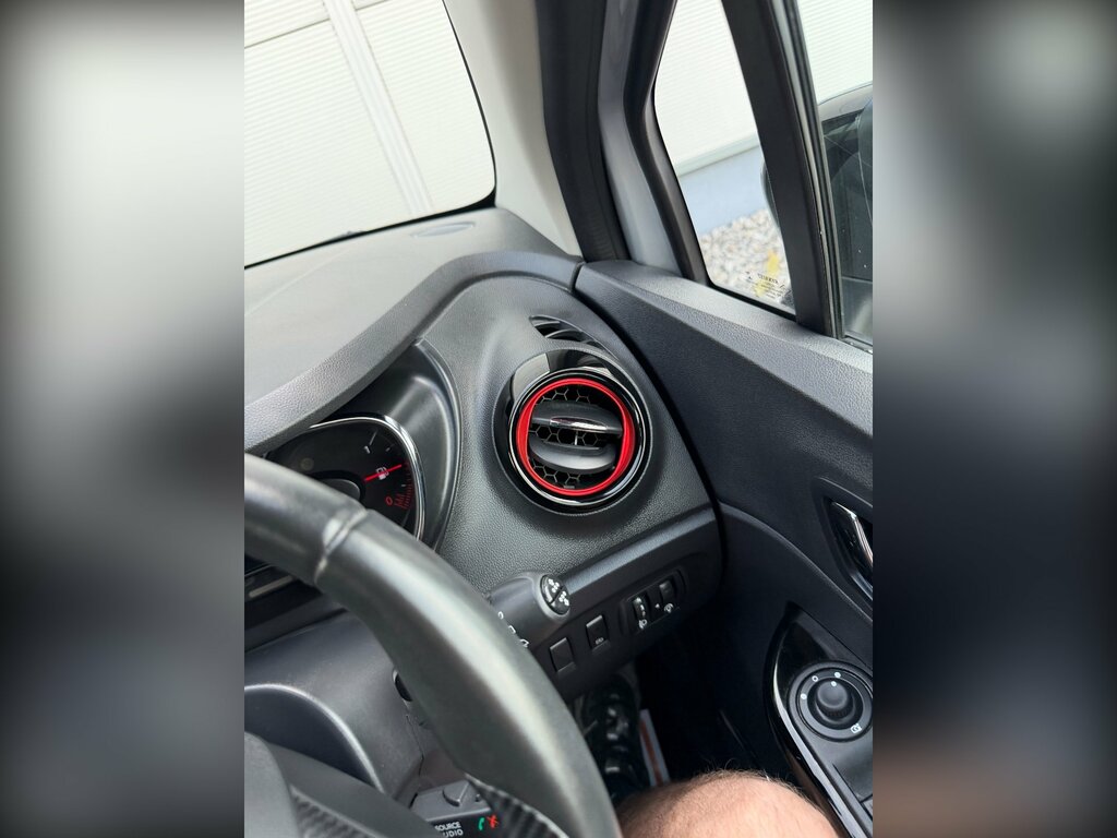 Renault Captur 1.5 Dci 110 Signature Nav Red #35