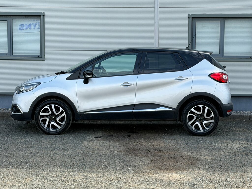Renault Captur 1.5 Dci 110 Signature Nav Red #8