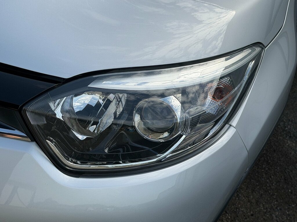Renault Captur 1.5 Dci 110 Signature Nav Red #5