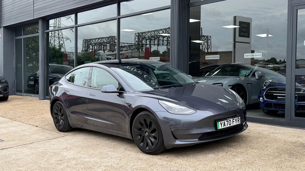 Tesla Model 3 Dual Motor Long Range 4Wde