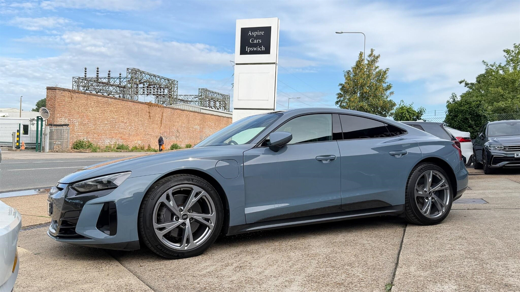 Audi E Tron GT 390Kw Quattro 93Kwh Black #13