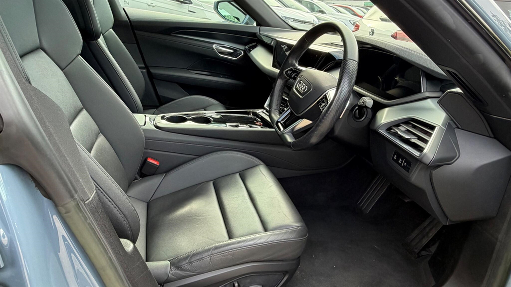 Audi E Tron GT 390Kw Quattro 93Kwh Black #8