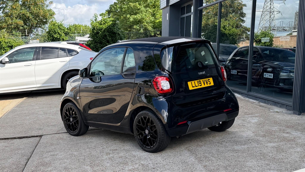 Smart Fortwo 1.0 Urbanshadow Twinamic Euro 6 Ss  #4
