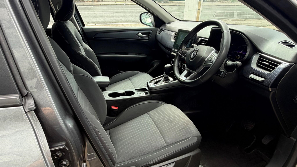 Renault Arkana 1.3 Tce Mild Hybrid 140 Iconic Edc White #9