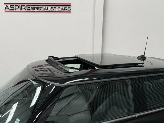 Mini Electric Cooper Se 32.6Kwh Level 3 Hatchback A Black #3