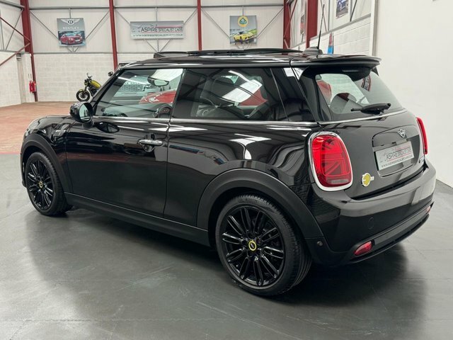 Mini Electric Cooper Se 32.6Kwh Level 3 Hatchback A Black #2