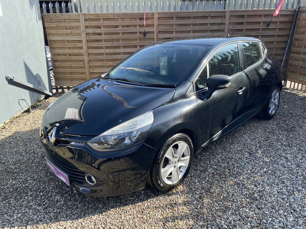 Renault Clio Hatchback 1.2 Expression 1.2 16V 75 2014 Black
