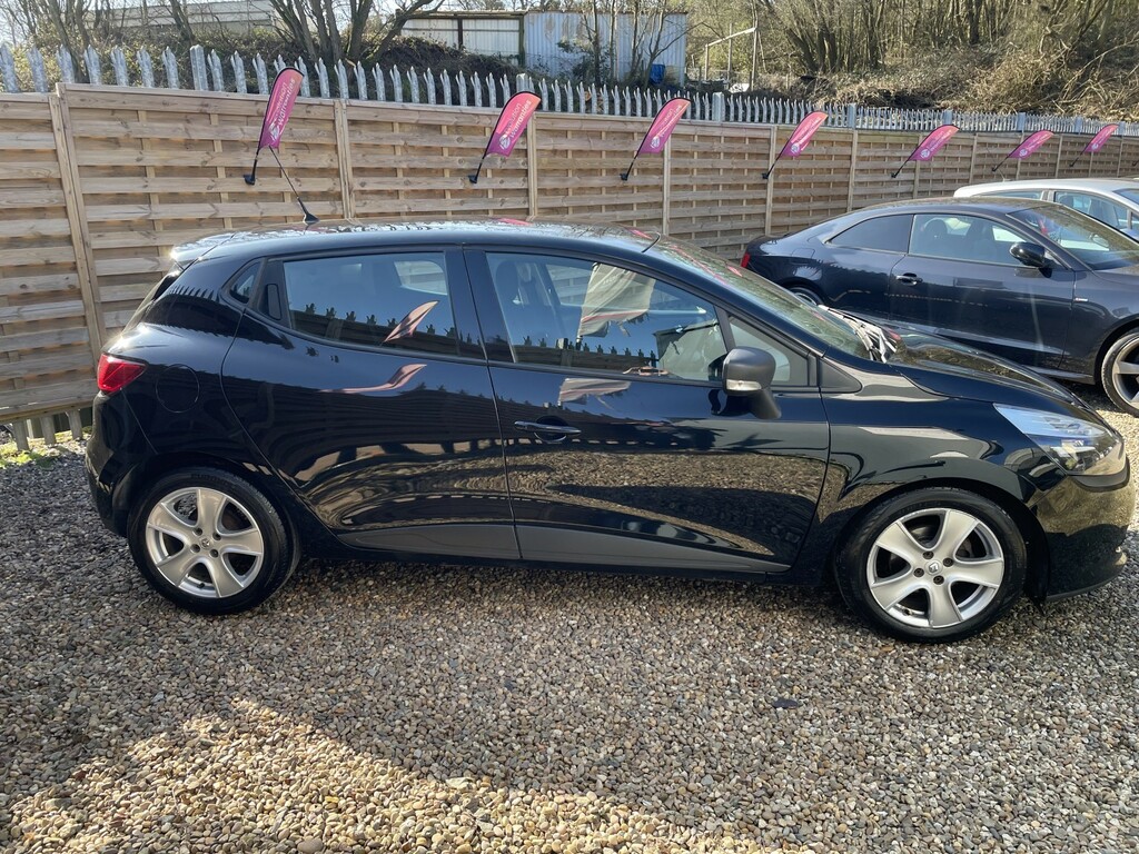 Renault Clio Hatchback 1.2 Expression 1.2 16V 75 2014 Black #5