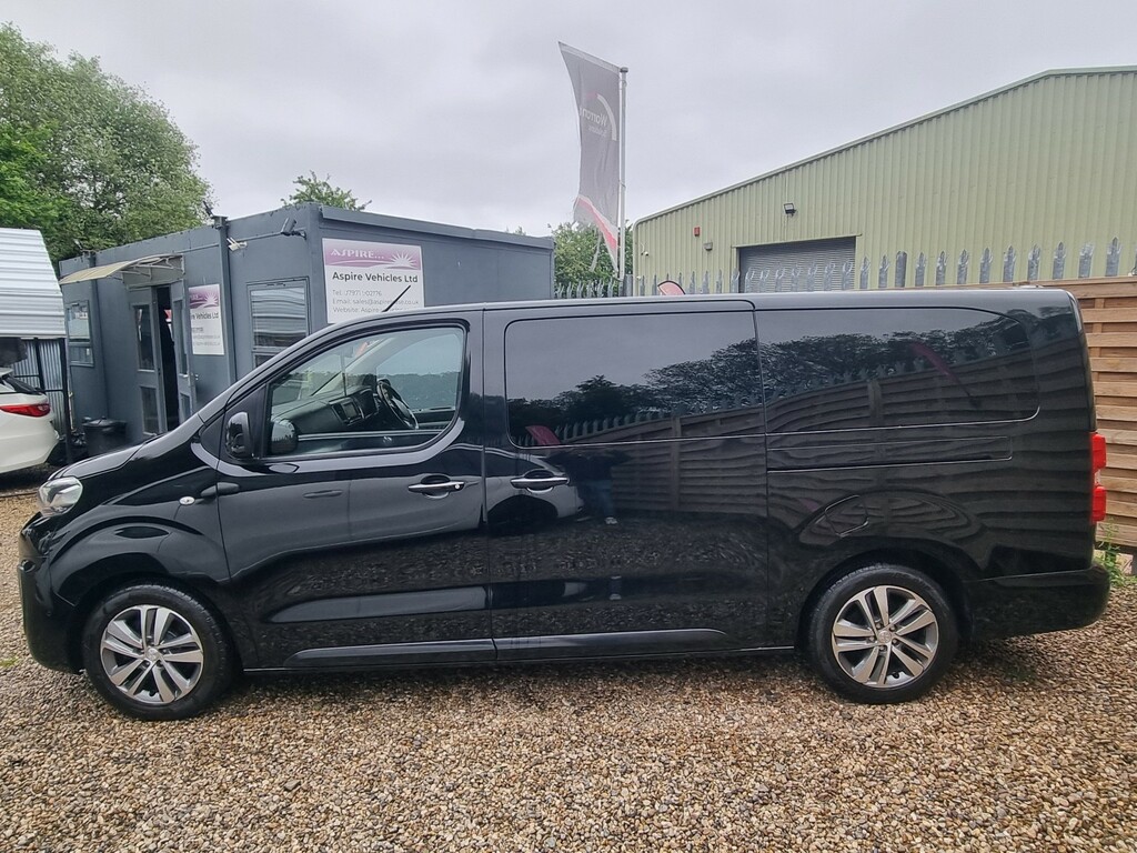 Peugeot Traveller Mpv 2.0 Bluehdi Allure Long 2019 Black #4