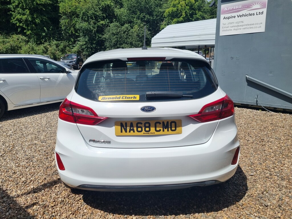 Ford Fiesta Hatchback 1.1 Ti-vct Zetec 201868 NA68CMO White #4