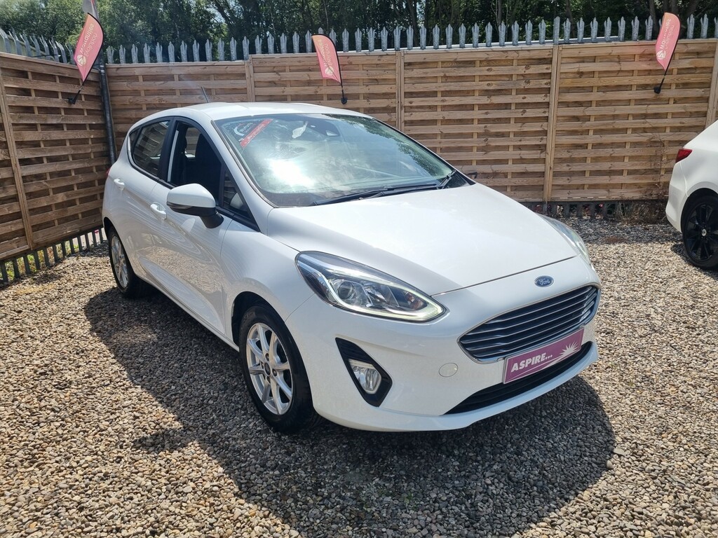 Ford Fiesta Hatchback 1.1 Ti-vct Zetec 201868 White