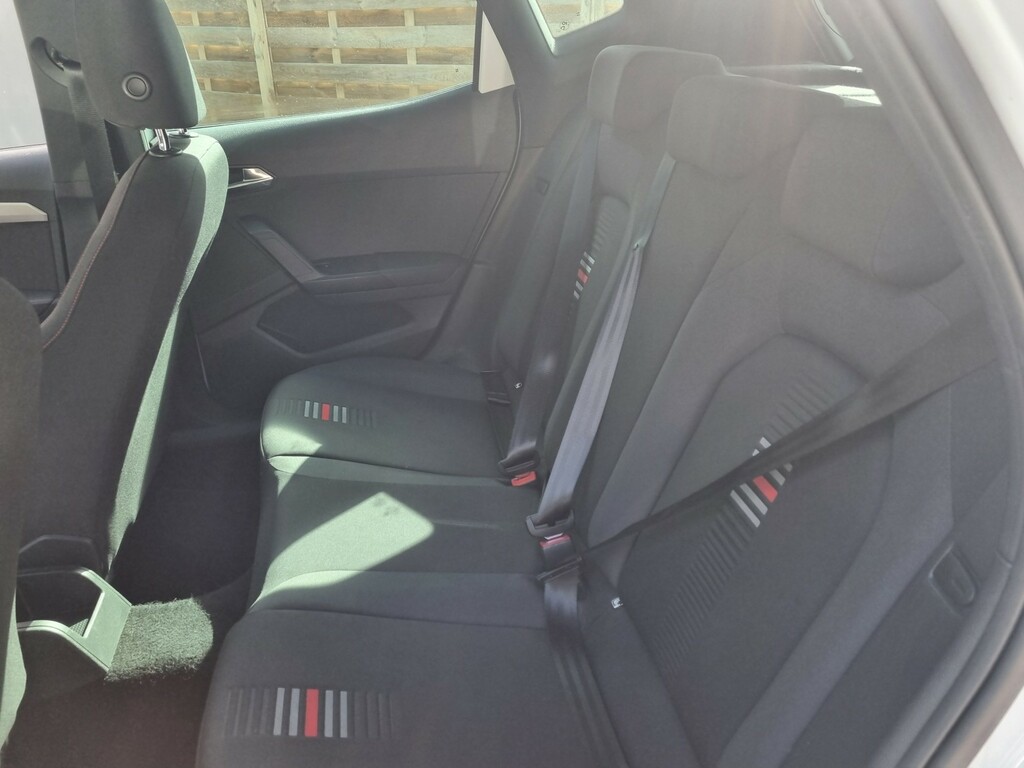 Seat Arona 1L Fr White #8