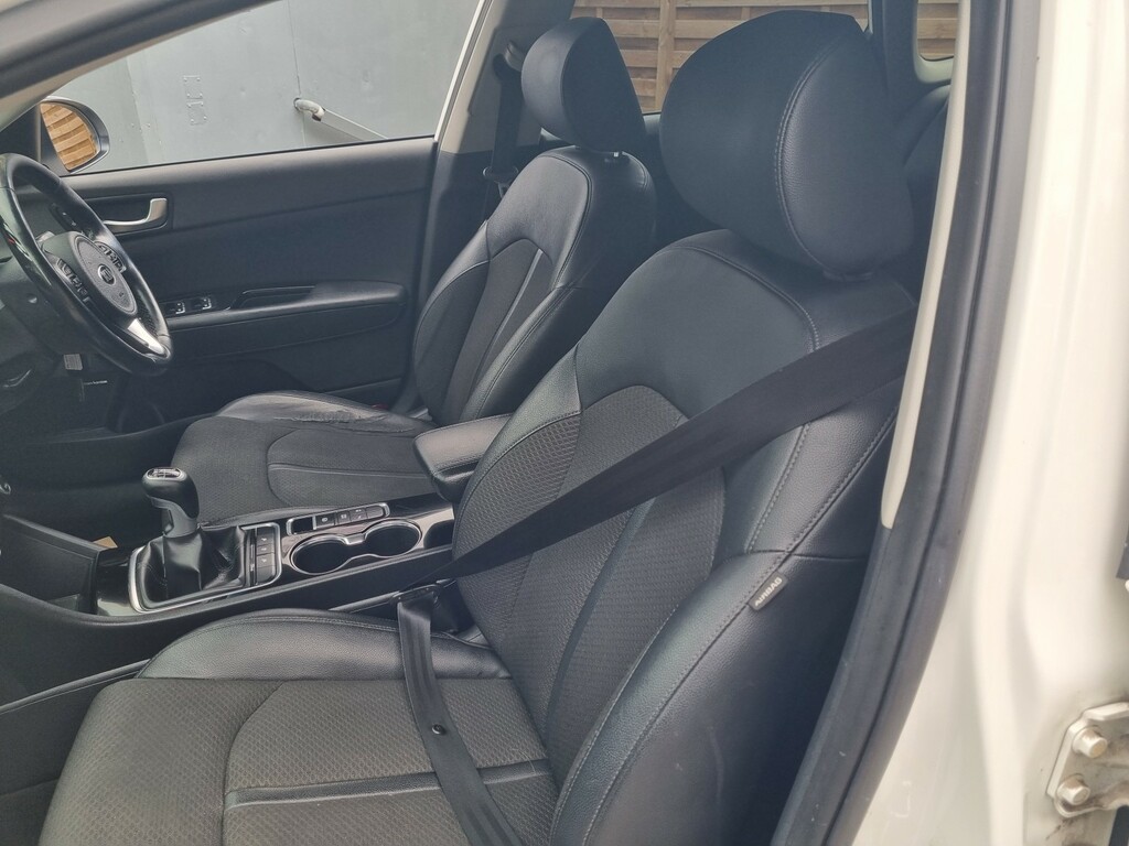 Kia Optima 1.7 Crdi Isg 2 2018 18 Black #28