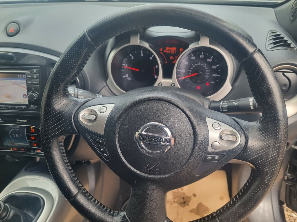 Nissan Juke  White #34