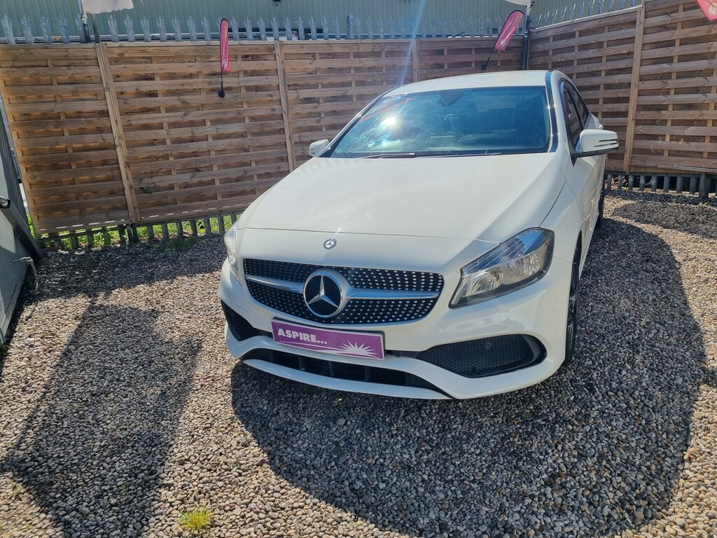Mercedes-Benz A Class 1.5 A180d Amg Line White #2