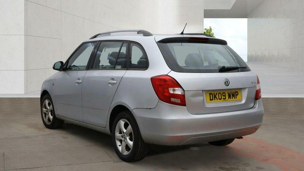 Skoda Fabia 1.4 16V 2 Silver #3