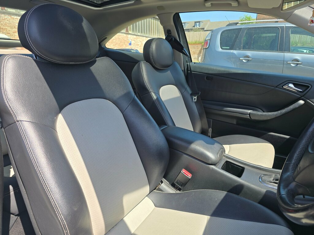Mercedes-Benz C Class 2.1 C220 Cdi Se Coupe 174 G Silver #6
