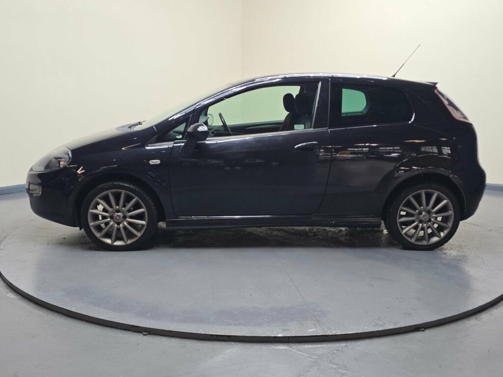 Fiat Punto Hatchback Black #10