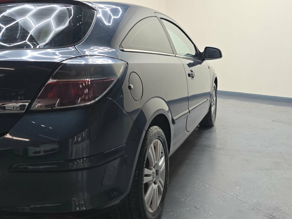 Vauxhall Astra 1.6I 16V Sxi  #8