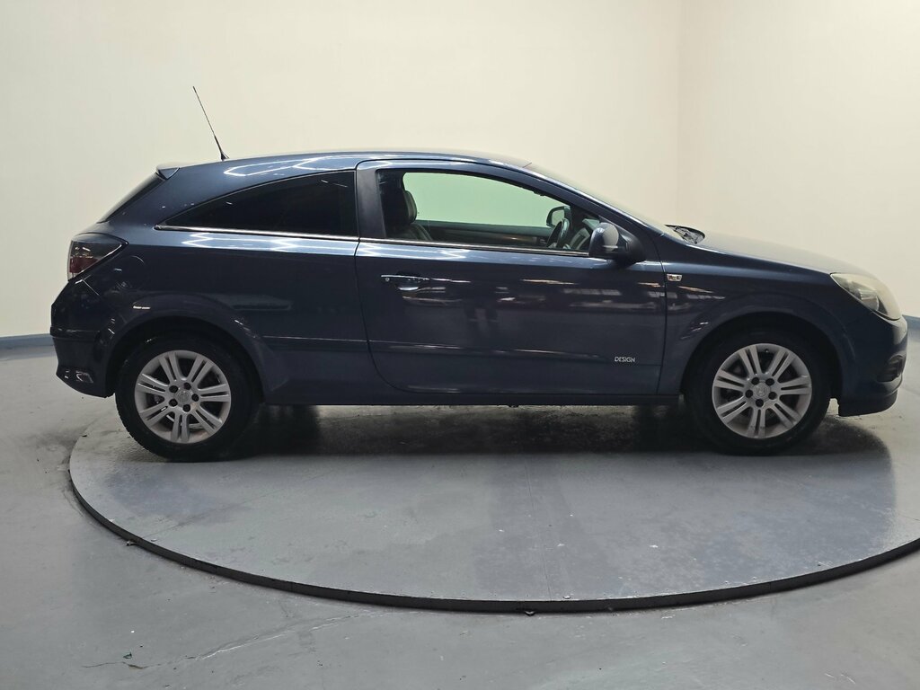 Vauxhall Astra 1.6I 16V Sxi  #3
