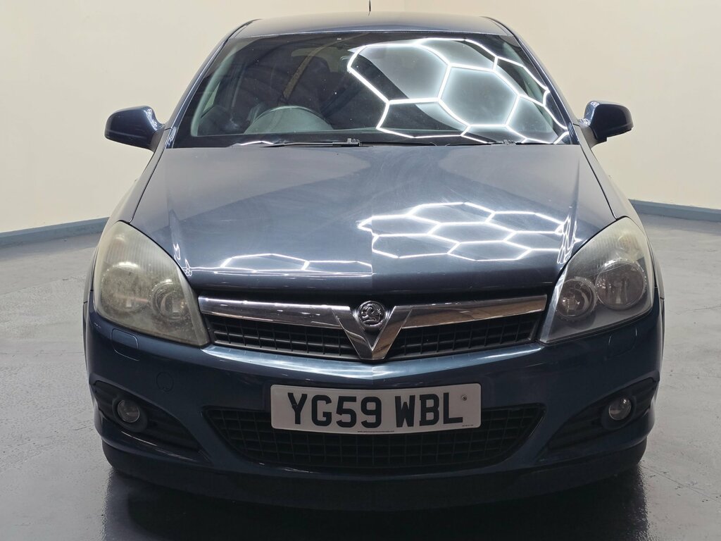 Vauxhall Astra 1.6I 16V Sxi  #16