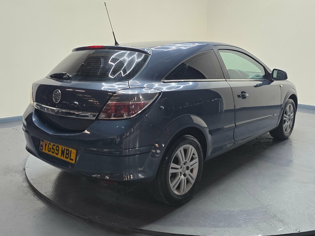 Vauxhall Astra 1.6I 16V Sxi  #6