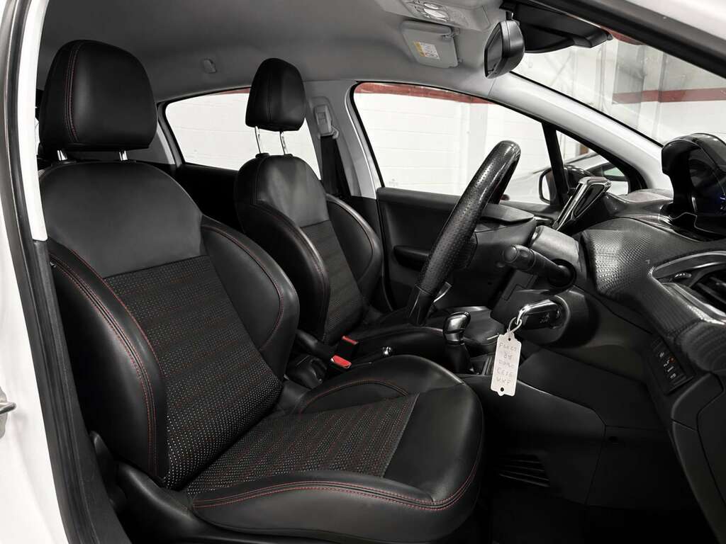 Peugeot 208 1.2 208 Gt Line Ss CE16WXF White #6