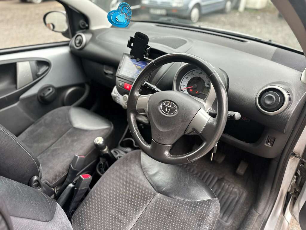 Toyota Aygo 1.0 Aygo Vvt-i Ice Silver #4