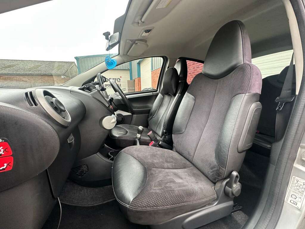 Toyota Aygo 1.0 Aygo Vvt-i Ice Silver #5