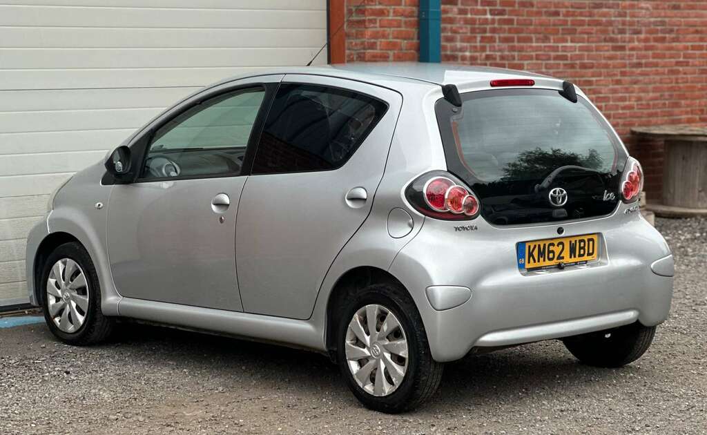 Toyota Aygo 1.0 Aygo Vvt-i Ice Silver #3