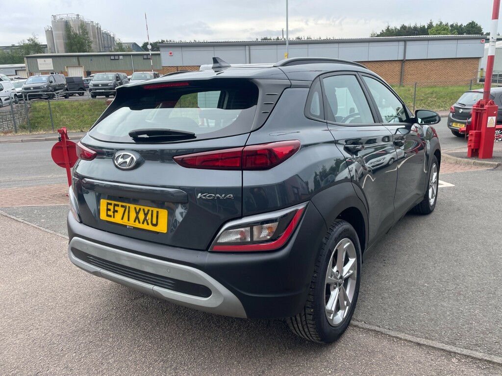 Hyundai Kona Se Connect 1.0 T-gdi 120Ps EF71XXU Grey #5