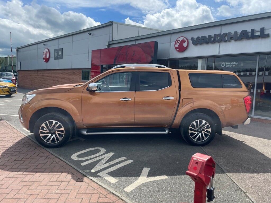 Nissan Navara Tekna 2.3 Dci 190Ps 4X4 With Canopy - No Yellow #2