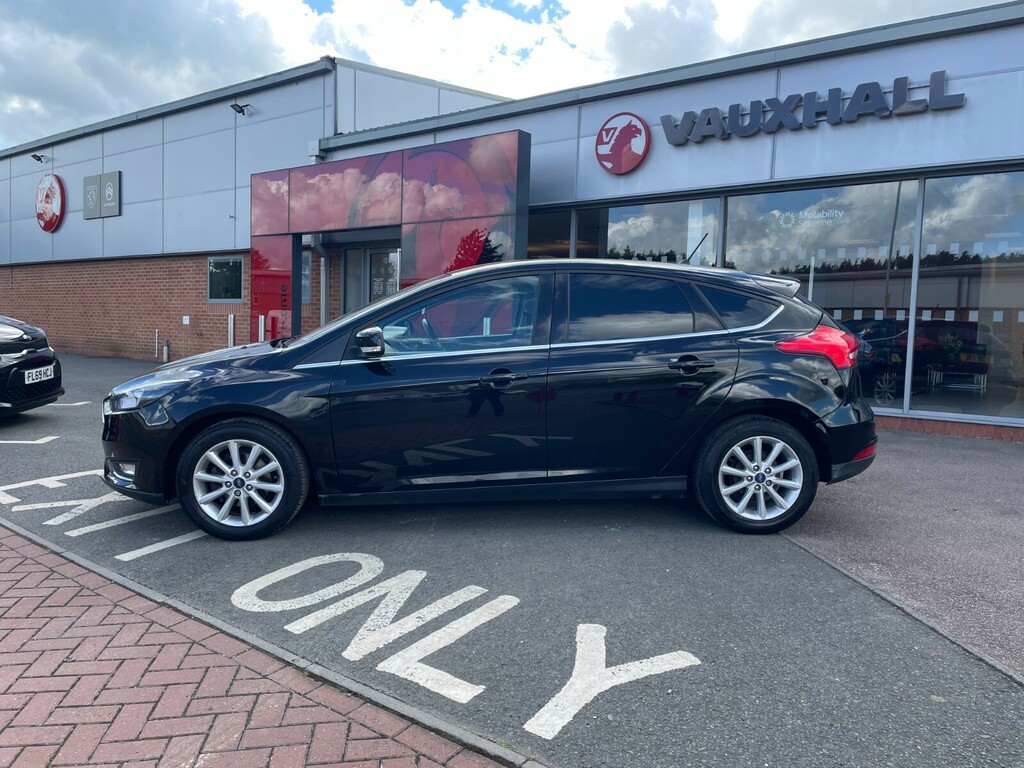 Ford Focus Titanium 1.0T 125Ps Ecoboost BC18XML Black #2