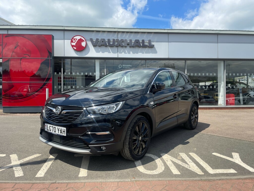 Vauxhall Grandland X Elite Nav 1.2T 130Ps With Panoramic Roof LG70YAH Black