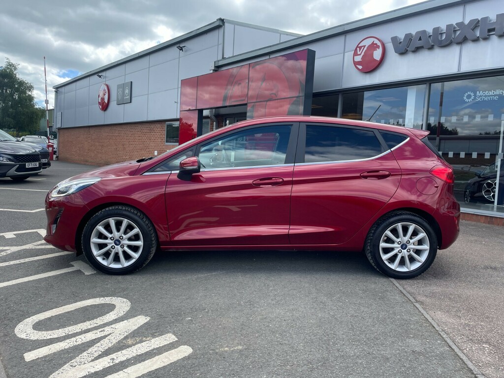Ford Fiesta Titanium 1.0T 100Ps Ecoboost ET67BKN Red #2