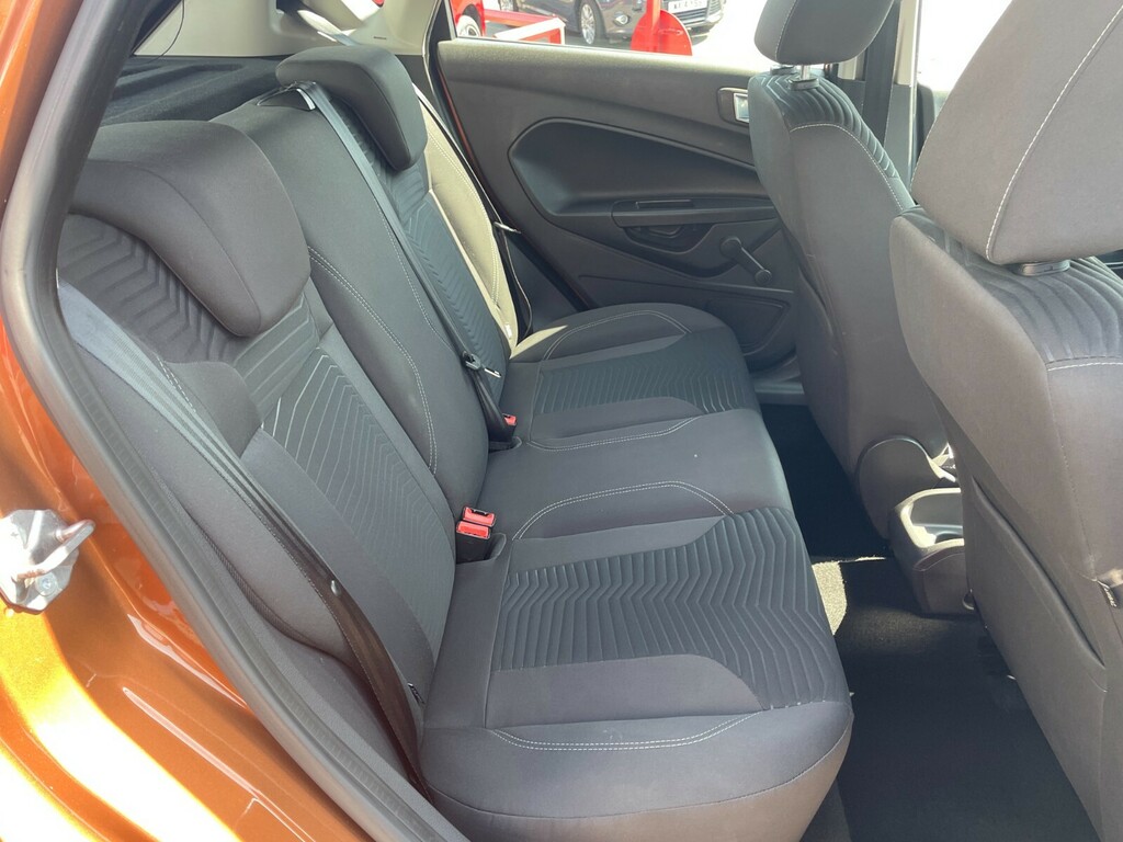 Ford Fiesta Hatchback Red #16