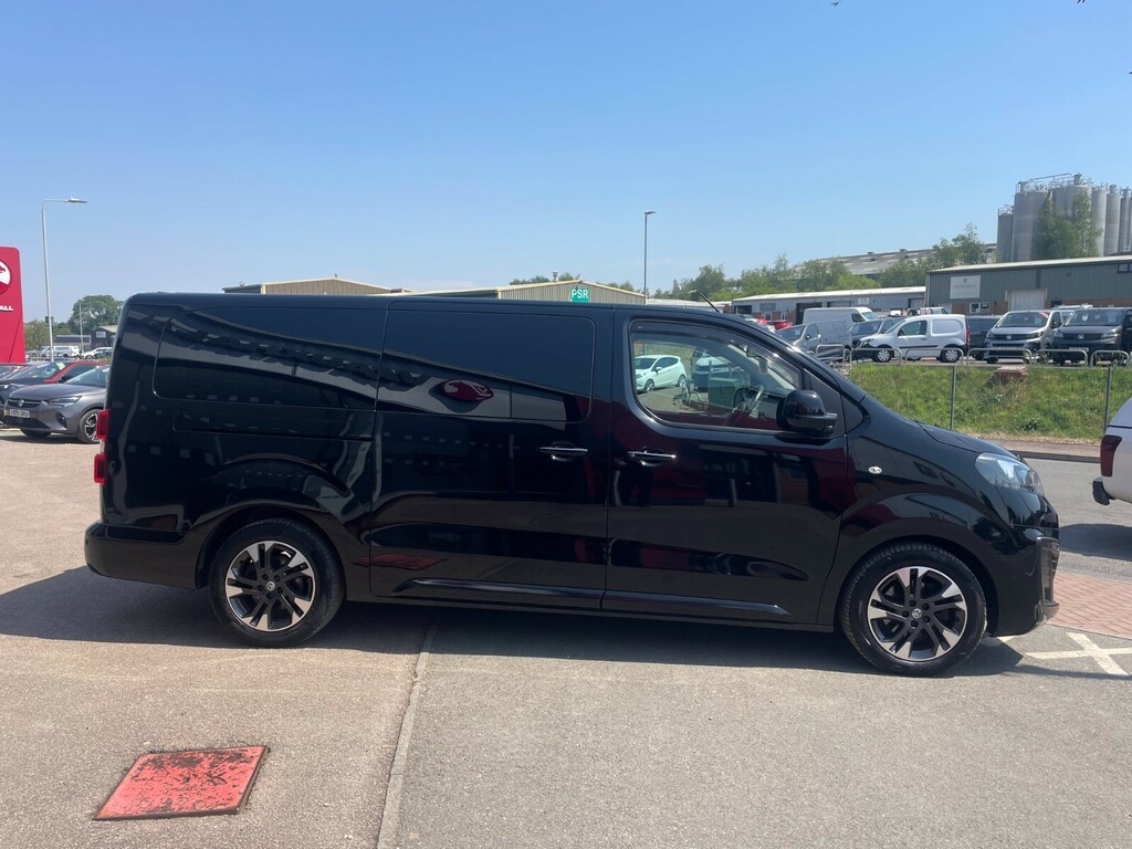 Vauxhall Vivaro Elite L 50Kwh 136Ps Black #5