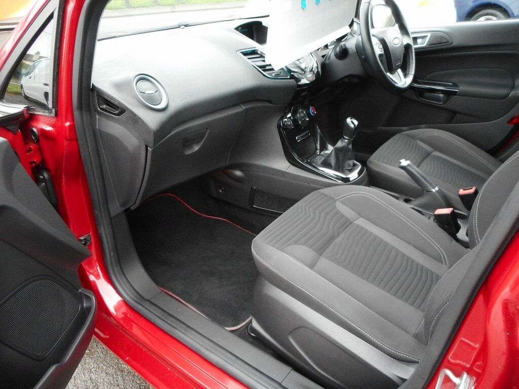 Ford Fiesta Zetec 1.0 80Ps Startstop EA65NBL Red #6