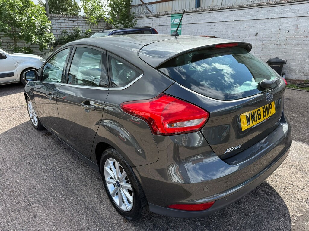 Ford Focus Hatchback 1.0 T Ecoboost Titanium 201818 WM18BWP Grey #5