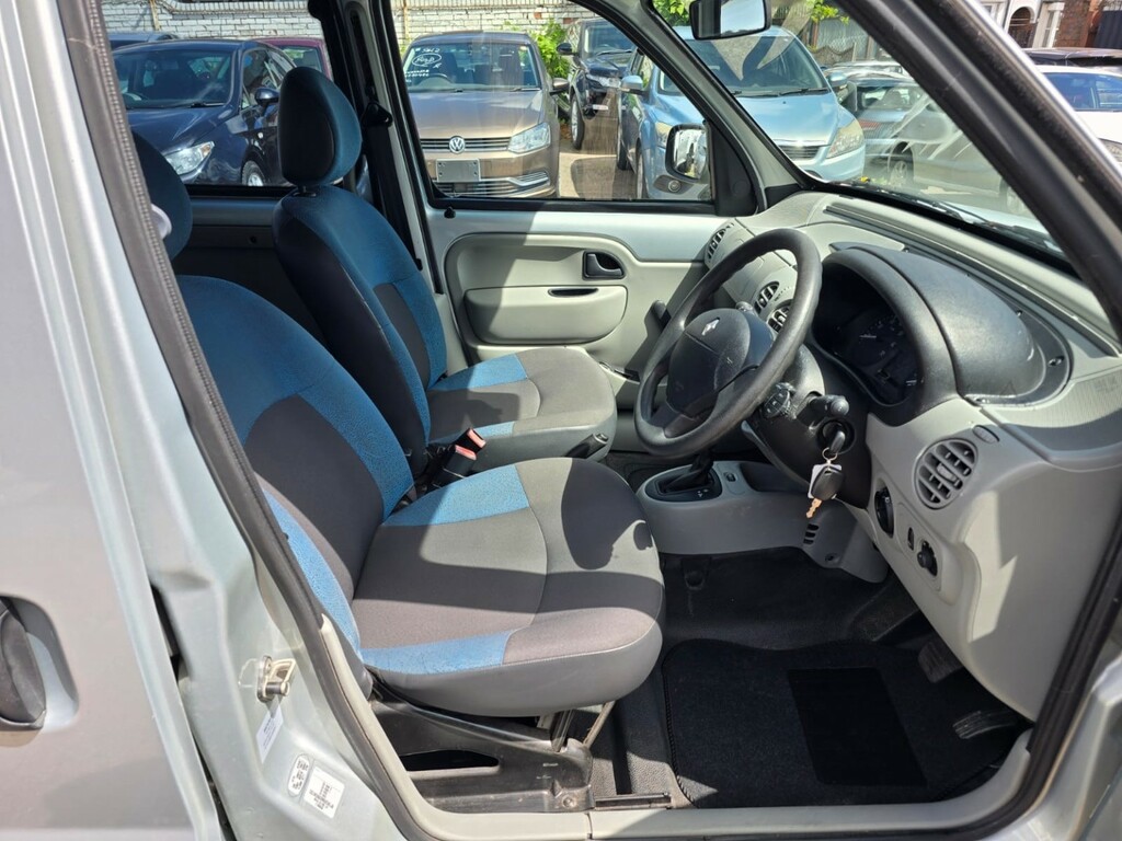 Renault Kangoo Mpv Expression Dci 200959 Grey #9