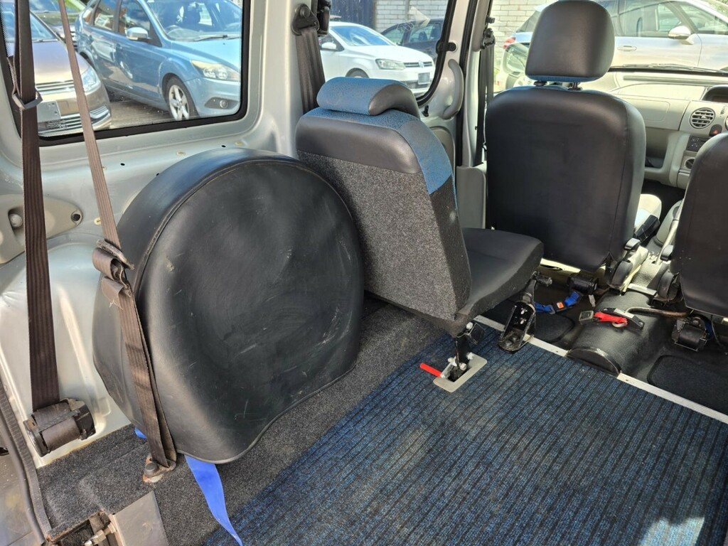 Renault Kangoo Mpv Expression Dci 200959 Grey #11