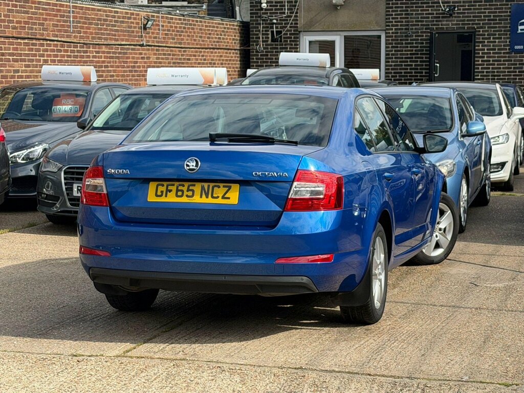Skoda Octavia 1.6 Tdi Cr Se Grey #8