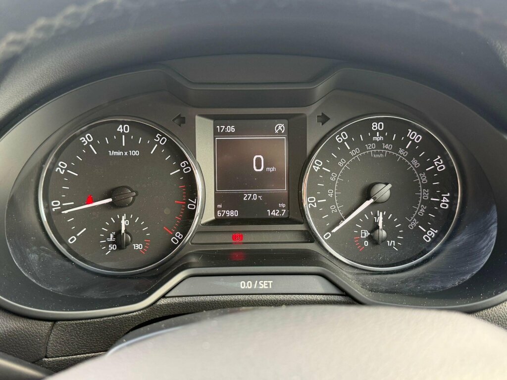 Skoda Octavia 1.6 Tdi Cr Se Grey #18
