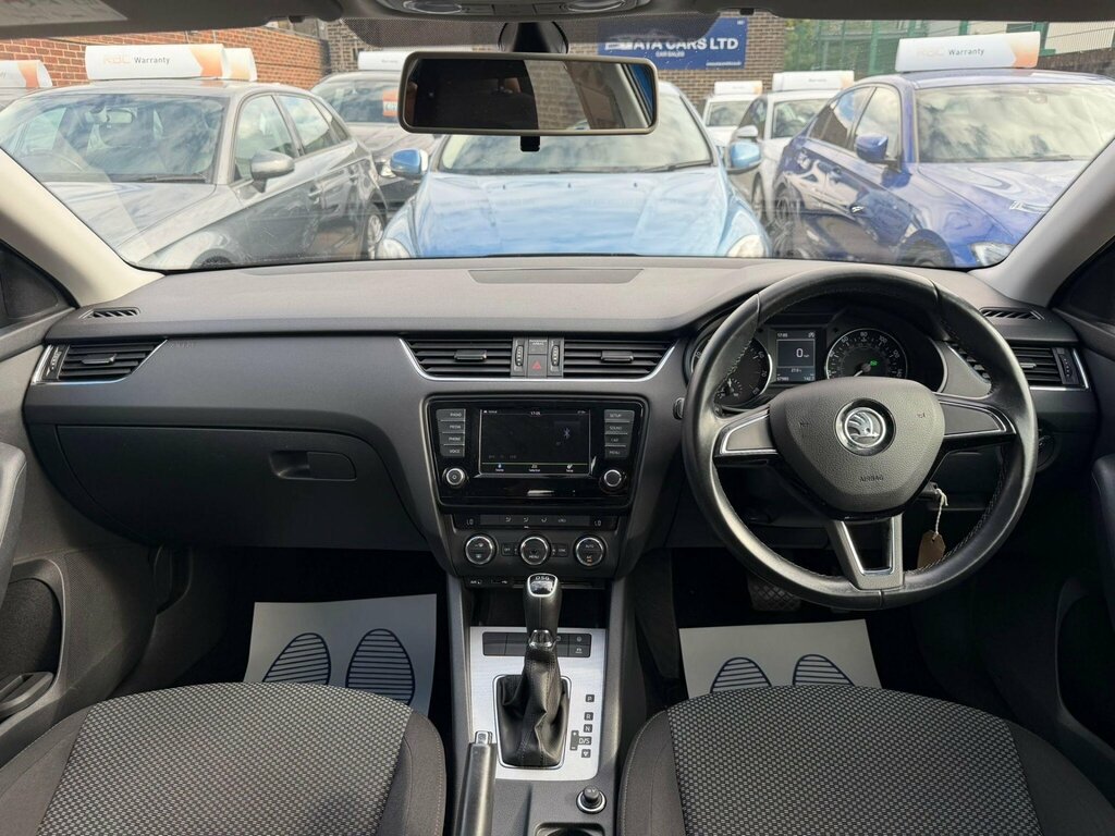 Skoda Octavia 1.6 Tdi Cr Se Grey #11