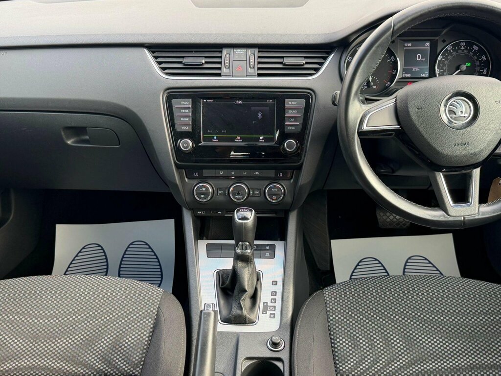 Skoda Octavia 1.6 Tdi Cr Se Grey #12